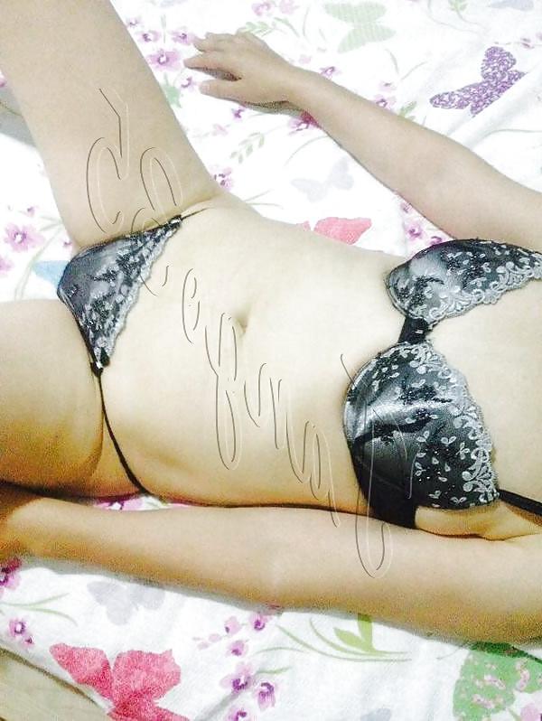 19P Turkish Slut Esra 28.09.2014