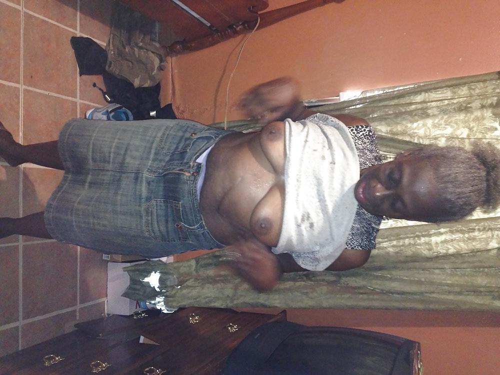 13P A big booty smoker black granny