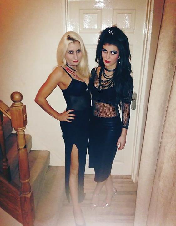 16P British Caroline and Anne