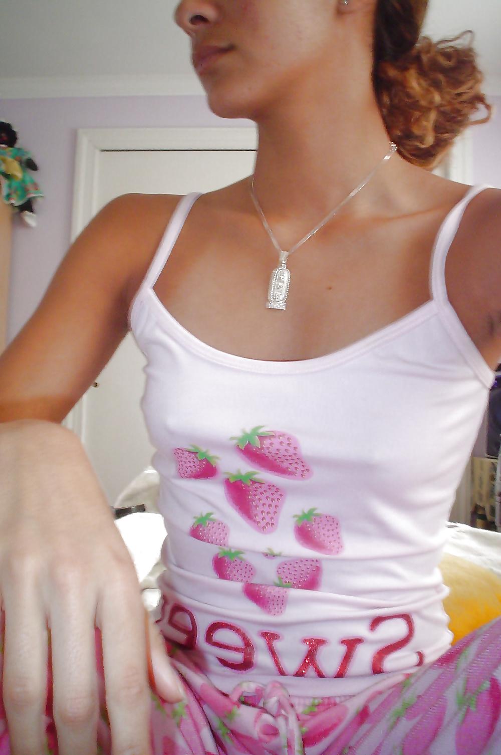25P The most famous girls on the net 44