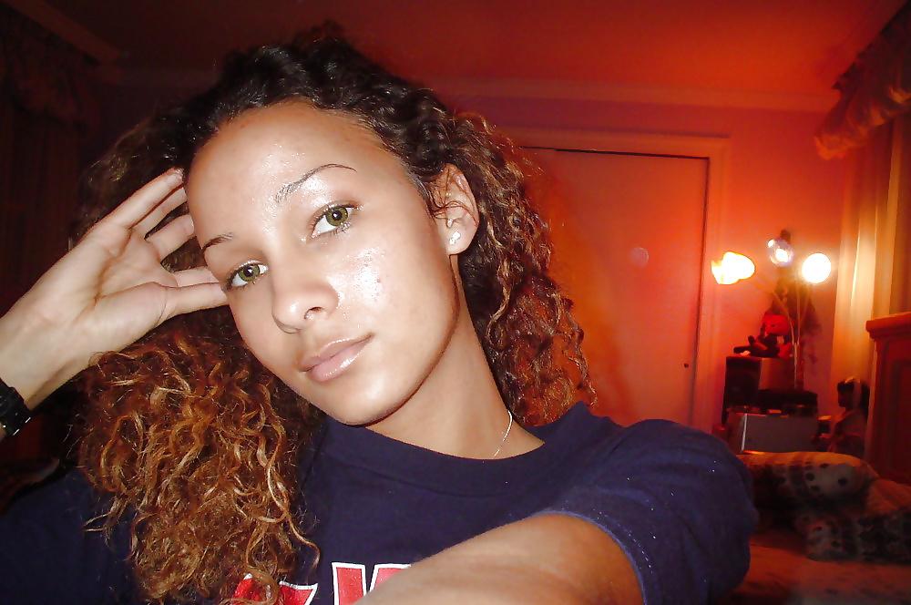 25P The most famous girls on the net 44