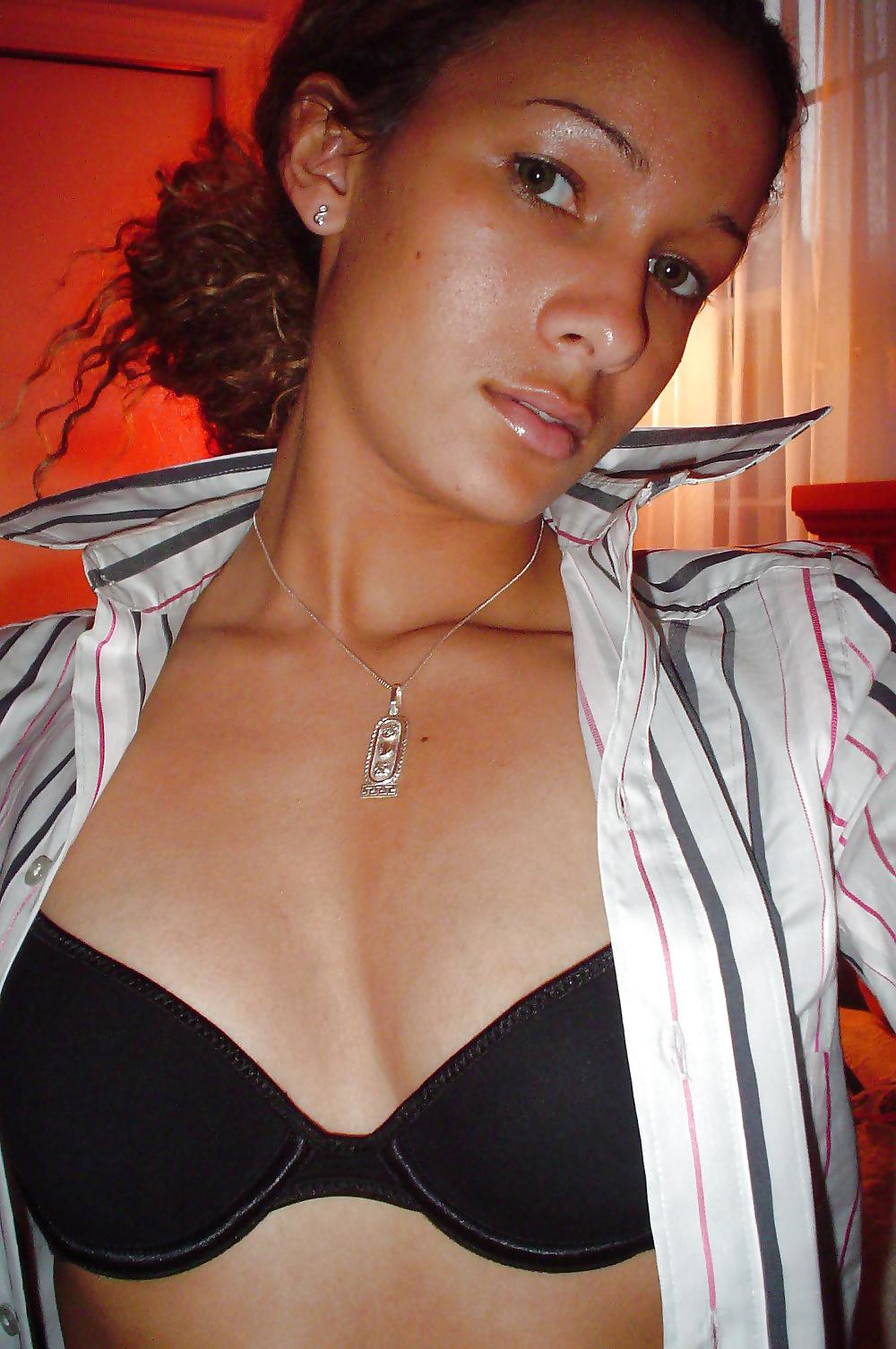25P The most famous girls on the net 44