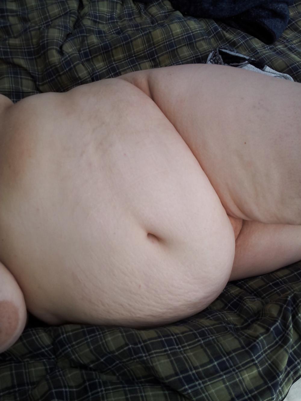 25P BBW Wife Exposed While Camping