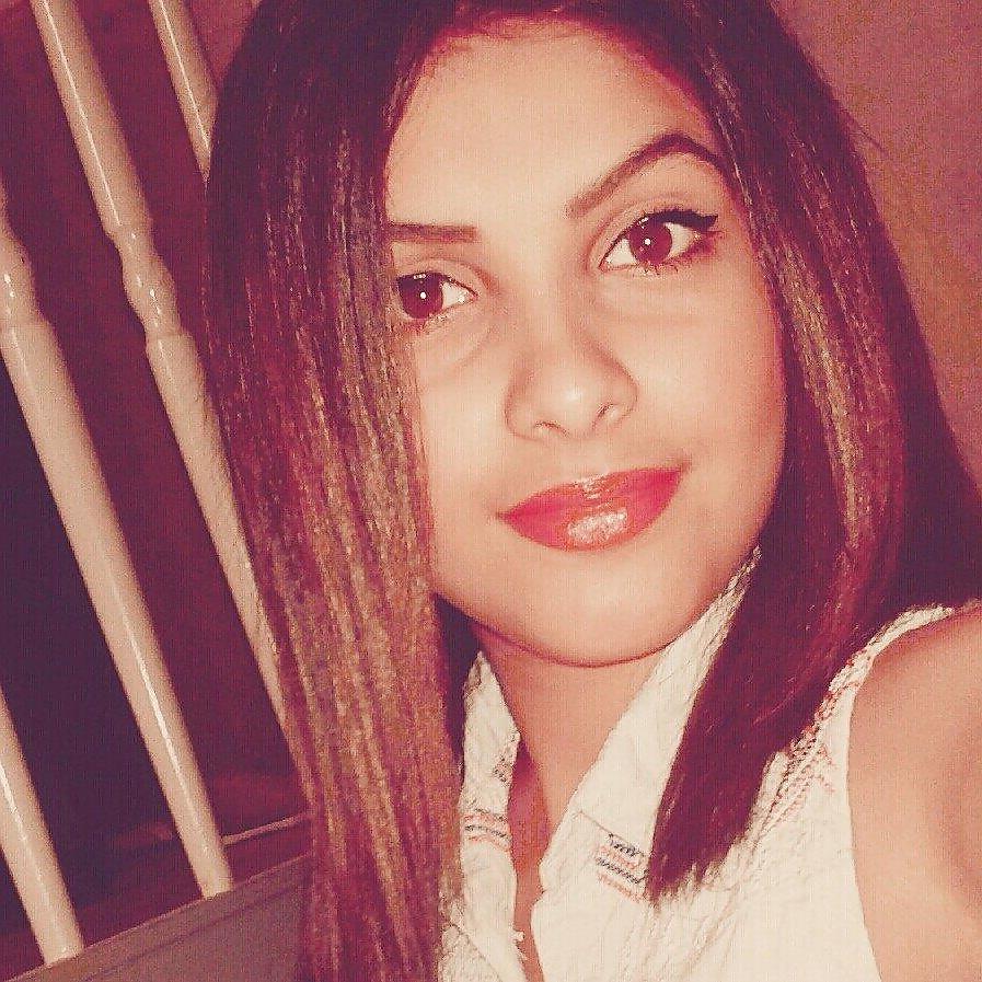 12P Incredible sexy turkish teen! How would you fuck her?