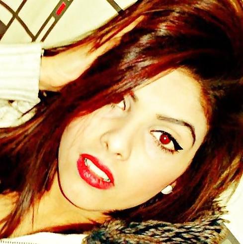 12P Incredible sexy turkish teen! How would you fuck her?