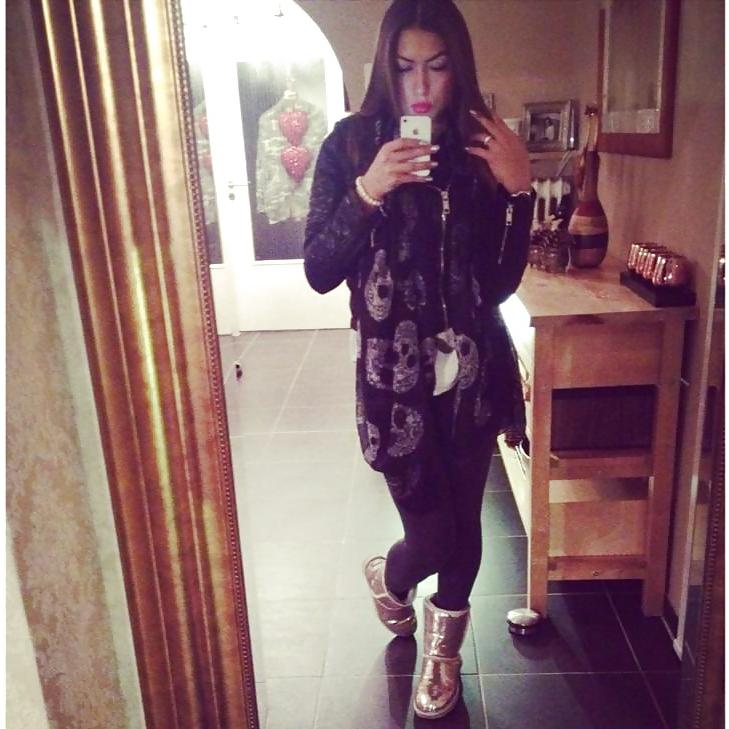 15P Turkish sexy selfies! Which one is most sexy and why?
