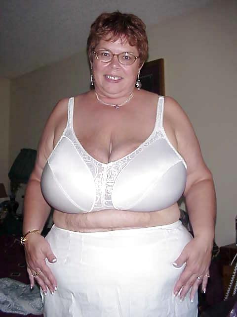 15P Grannies and Mature Underwear
