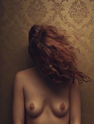 25P Perfect Storm - Beautiful Form of Nude Women - Soft & Classy