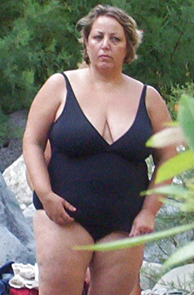 8P Candid BBW Mom One Piece