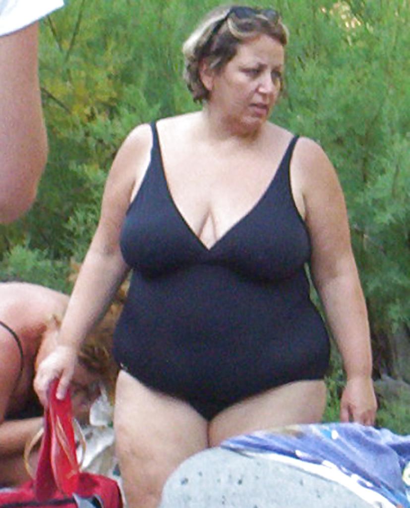 8P Candid BBW Mom One Piece