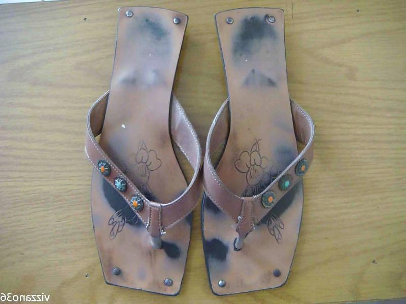 25P Chinelo de couro cru