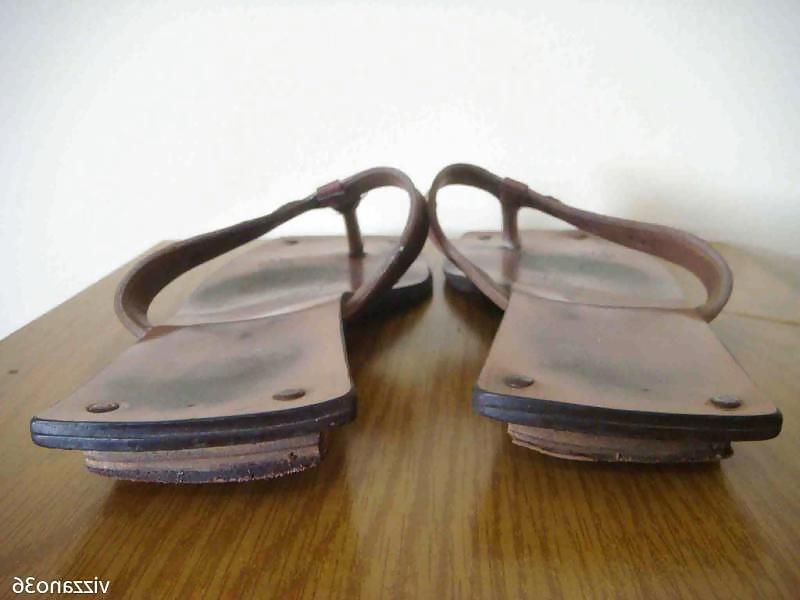 25P Chinelo de couro cru