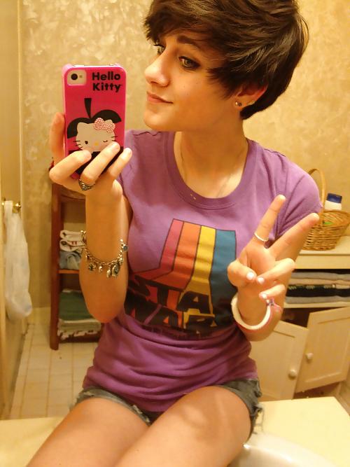 19P Short hair girls 