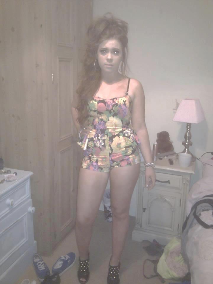 10P Filthy British slags! part 17
