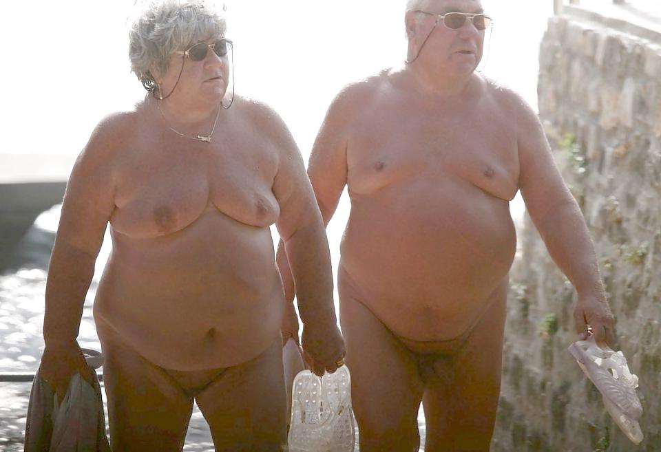 25P Bbw nudist