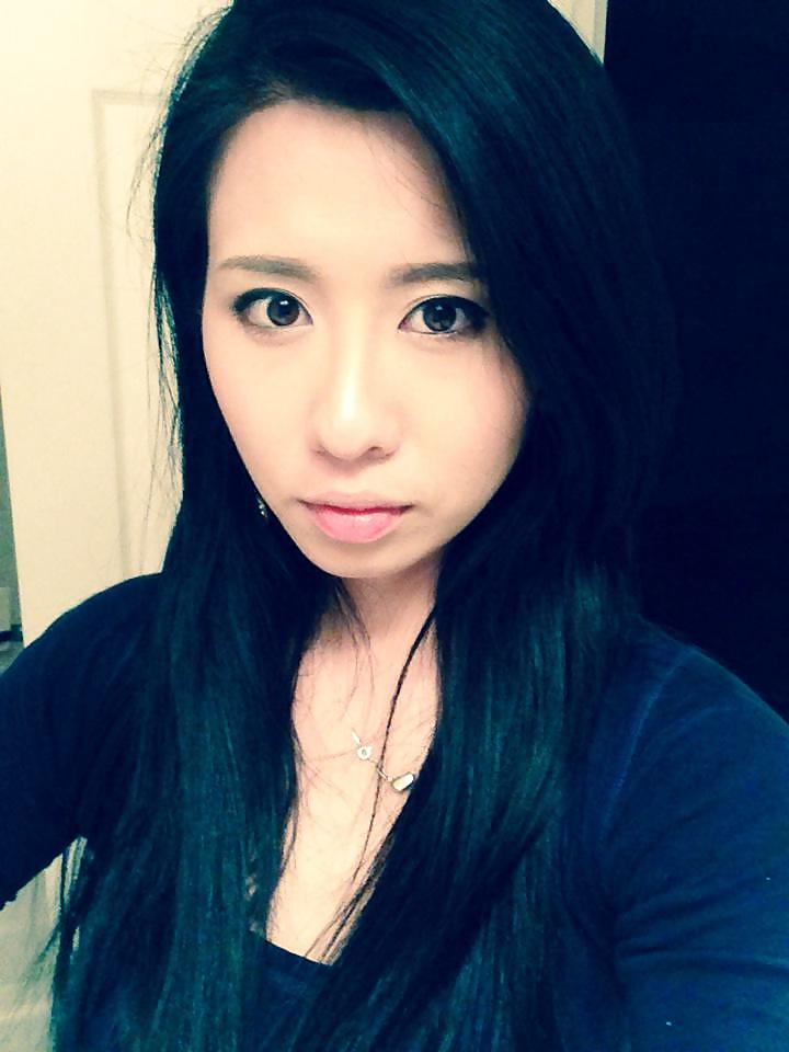 15P White cock loving korean whore
