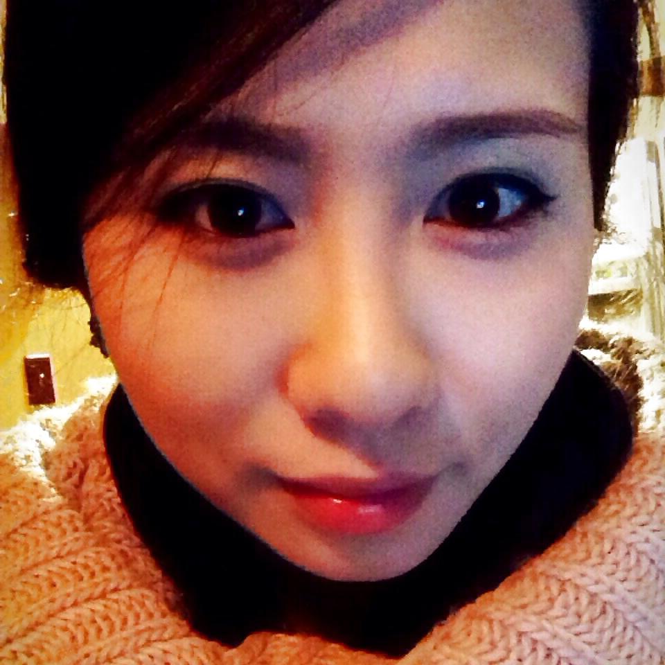 15P White cock loving korean whore