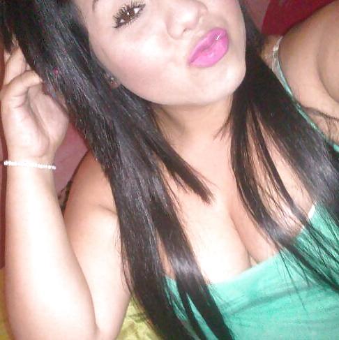25P How Would You Fuck This Mexican BBW Teen