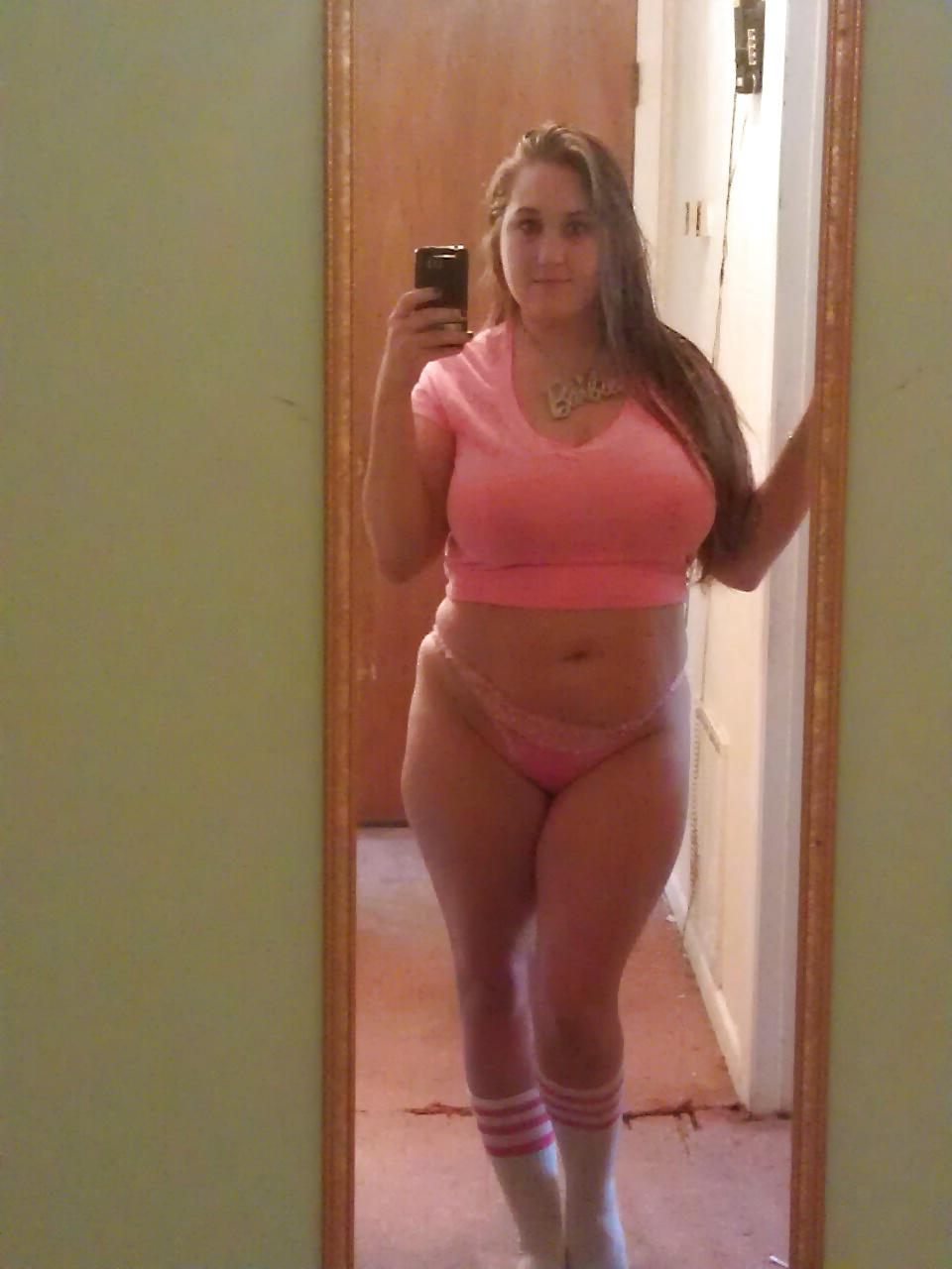 25P BBWs on the Net 12 (selfies)