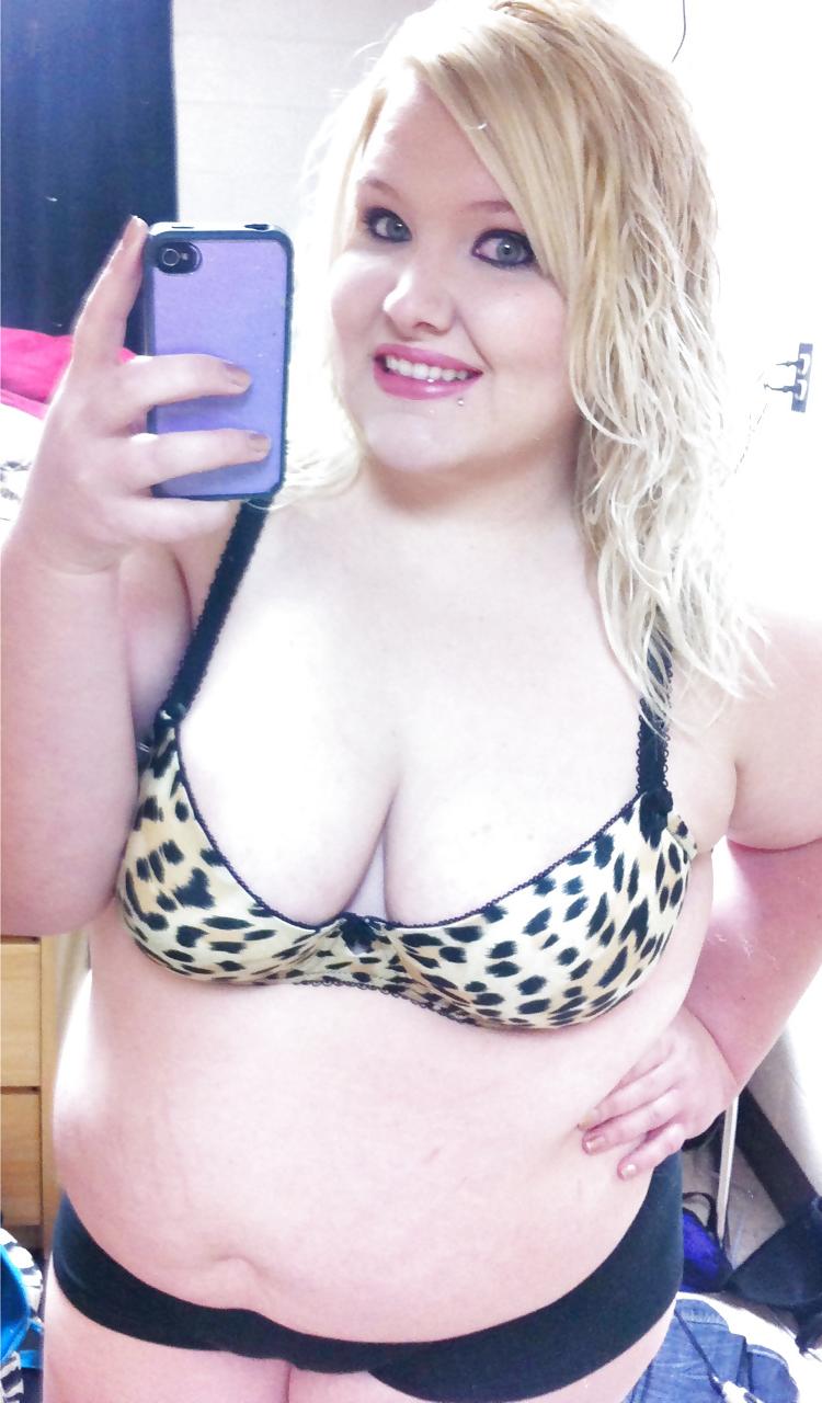 25P BBWs on the Net 12 (selfies)
