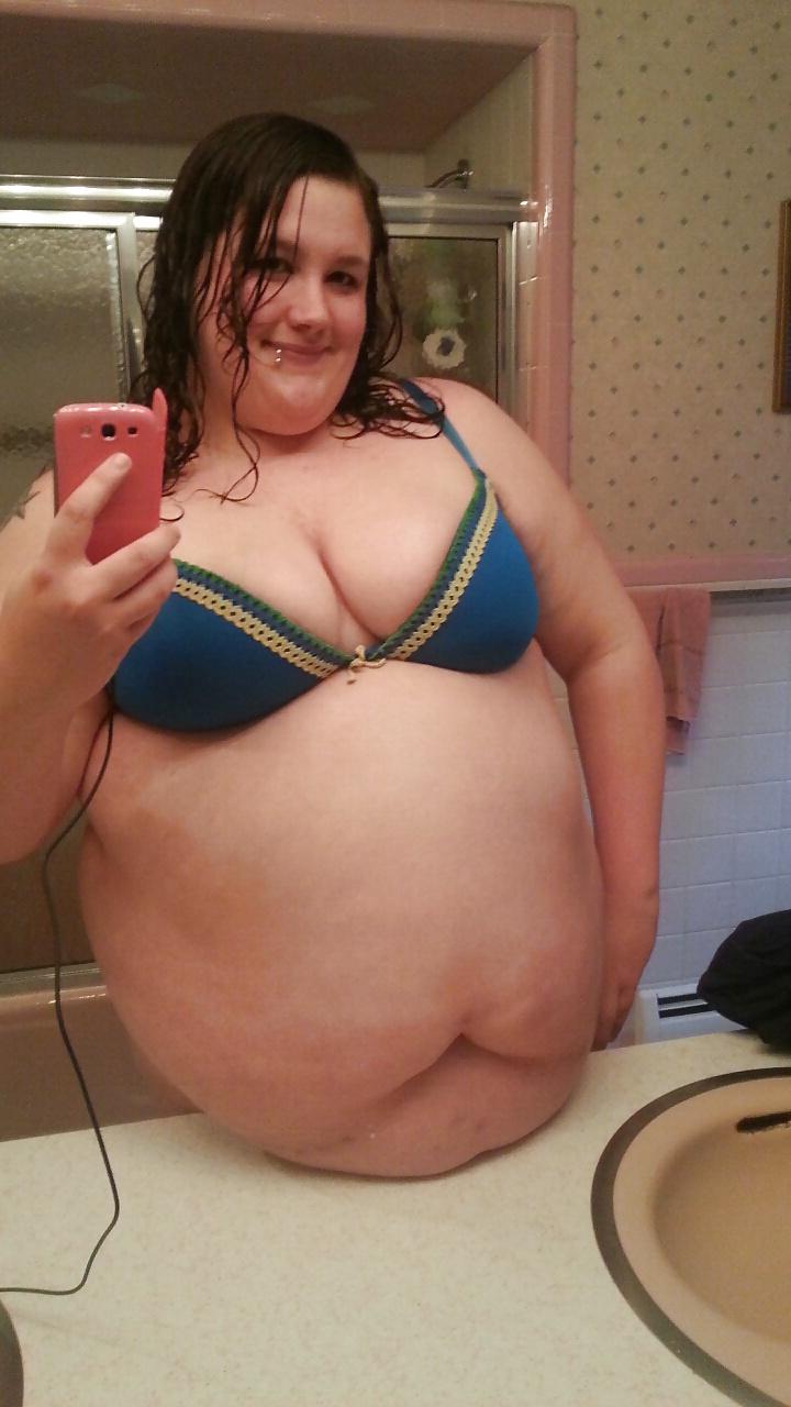 25P BBWs on the Net 12 (selfies)