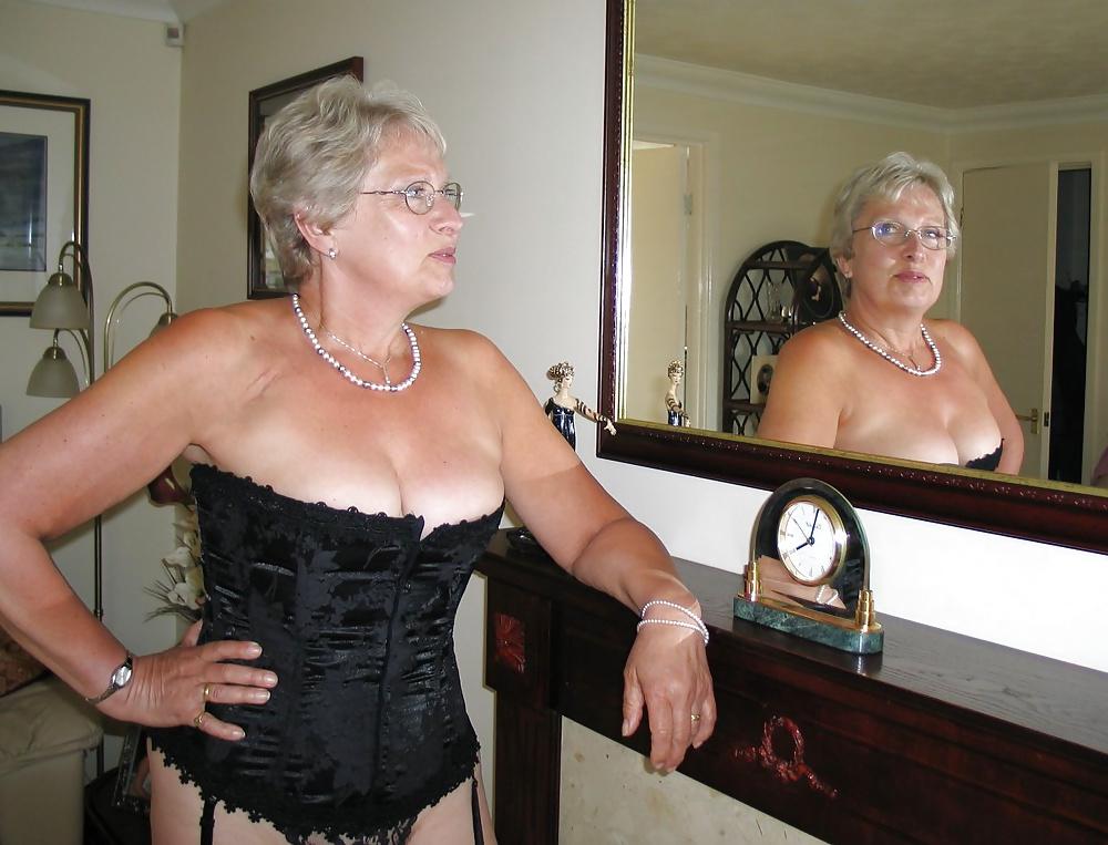 20P Sammy  silk slip