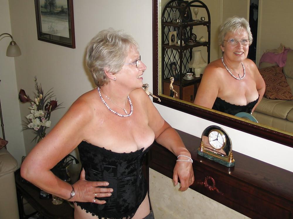 20P Sammy  silk slip