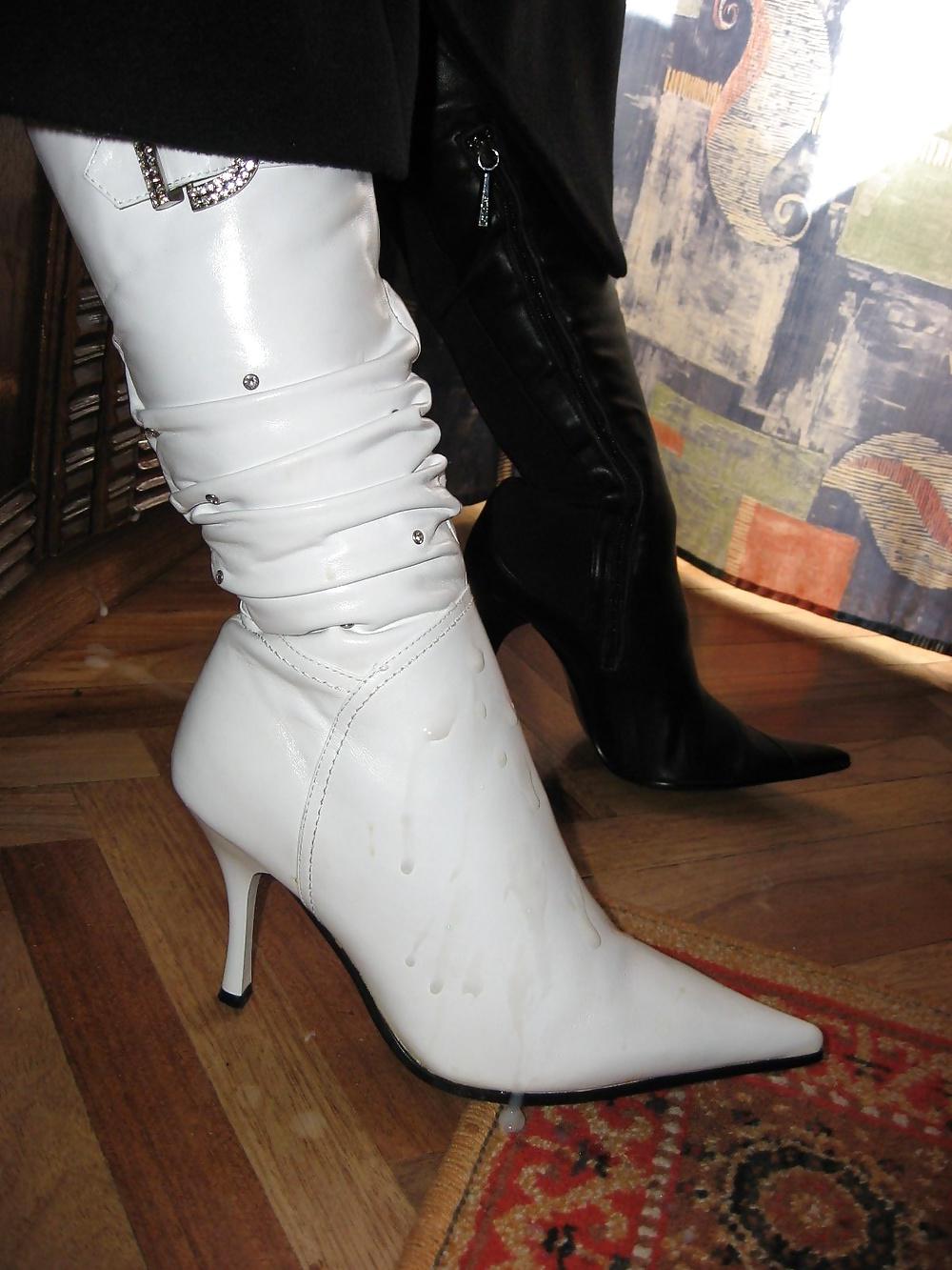 25P White Boot Fetish