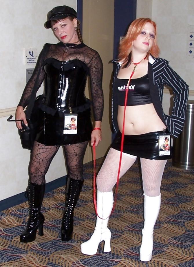25P White Boot Fetish
