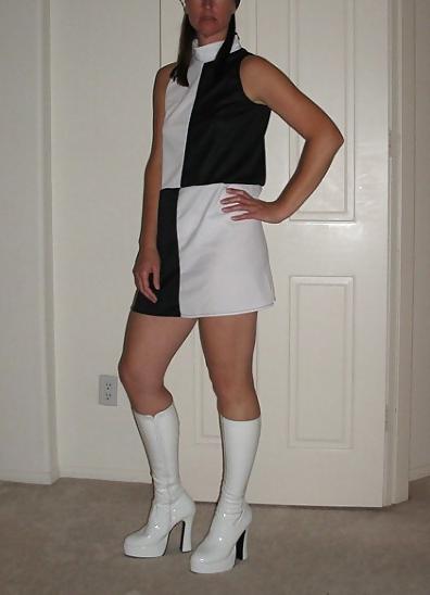 25P White Boot Fetish