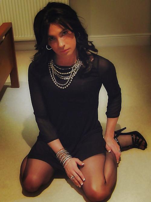 25P Red hot transvestites girly bois