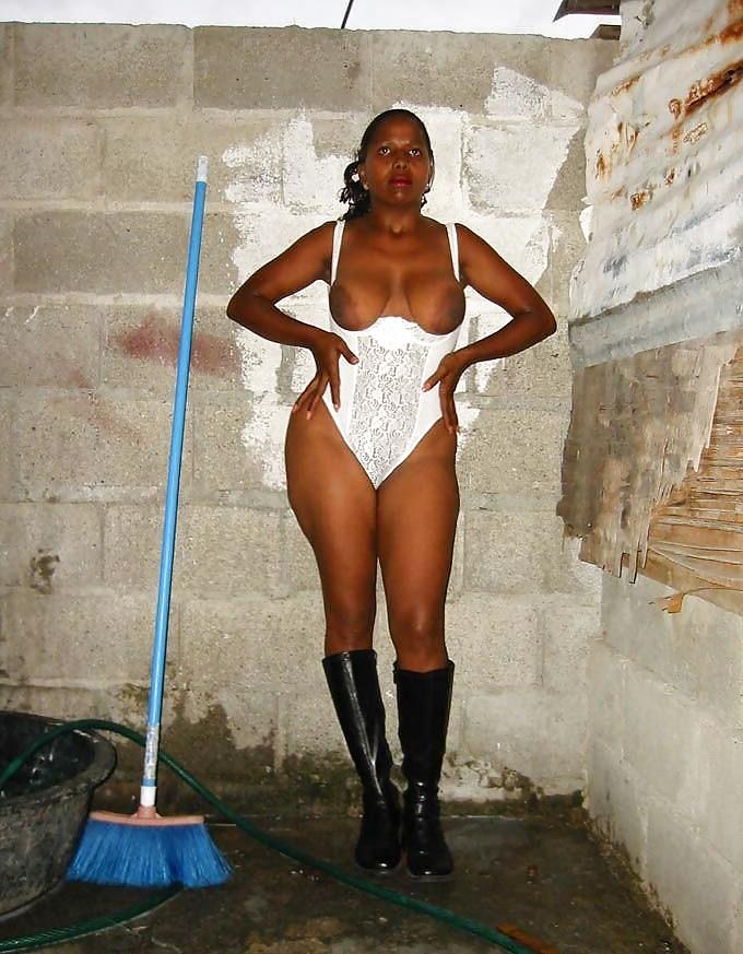25P Hot black girls 31