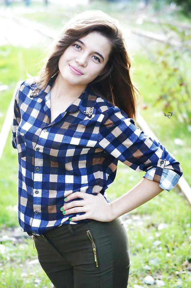 25P Facebook turkish girl