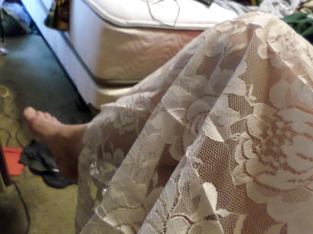 18P White lace dress