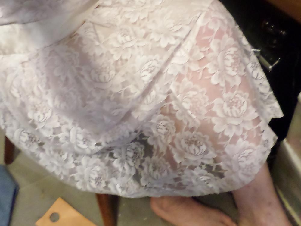 18P White lace dress