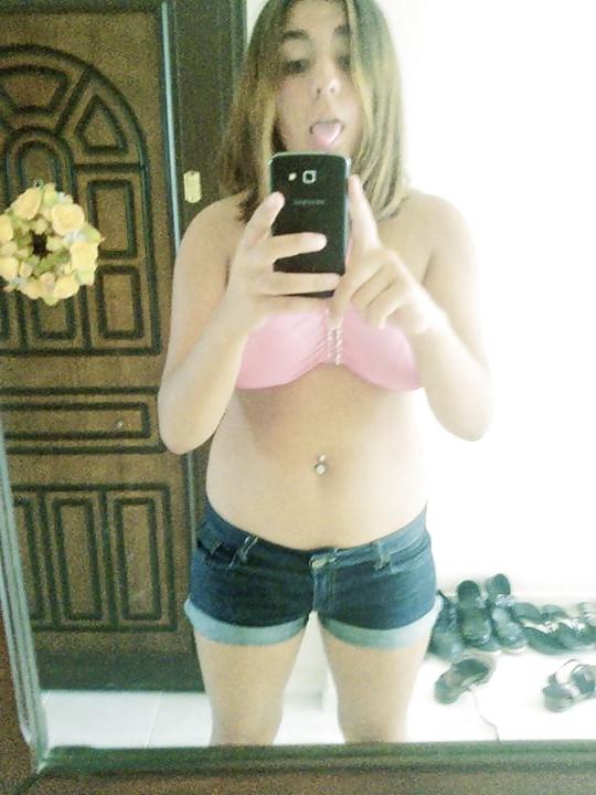 18P Turkish Young Girls 1