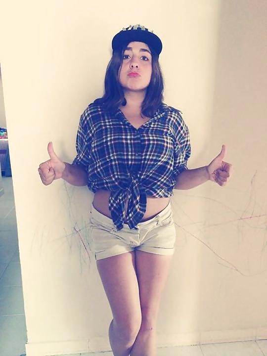 18P Turkish Young Girls 1