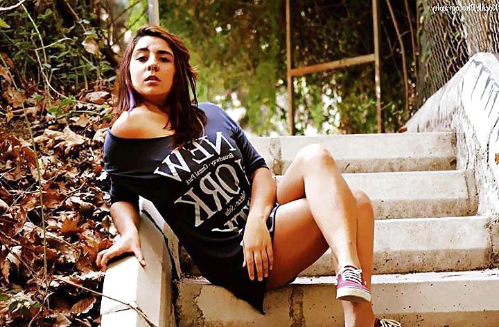 18P Turkish Young Girls 1