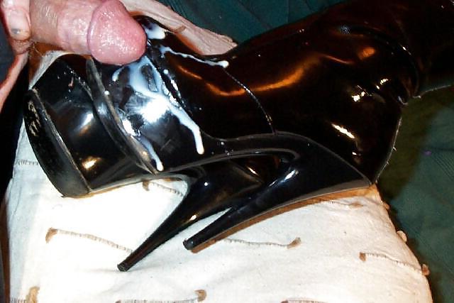 25P Shoejobs and cummy High Heels 2