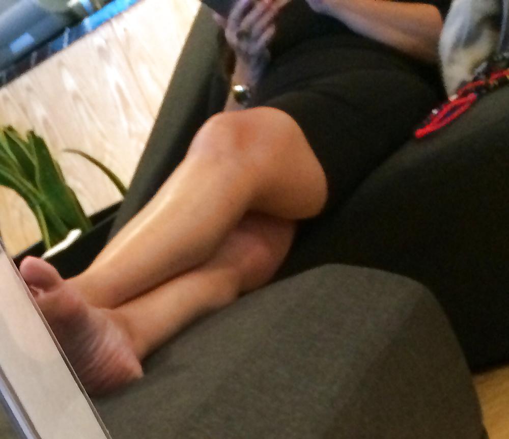 24P RICH TURKISH MILF (Candid)