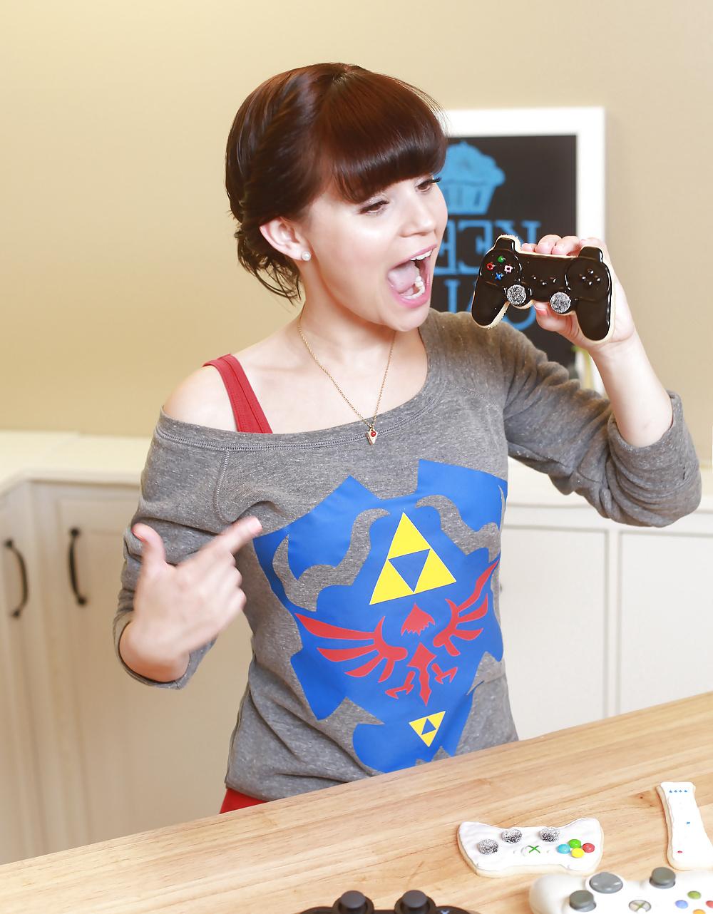 25P Nerdy Nummies