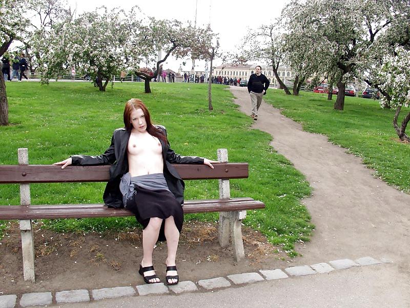 25P British girl nude in public 3 (Camaster)