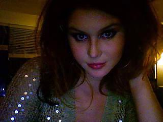 25P Renee Olstead - Leaked Naked and Naughty personal pictures!