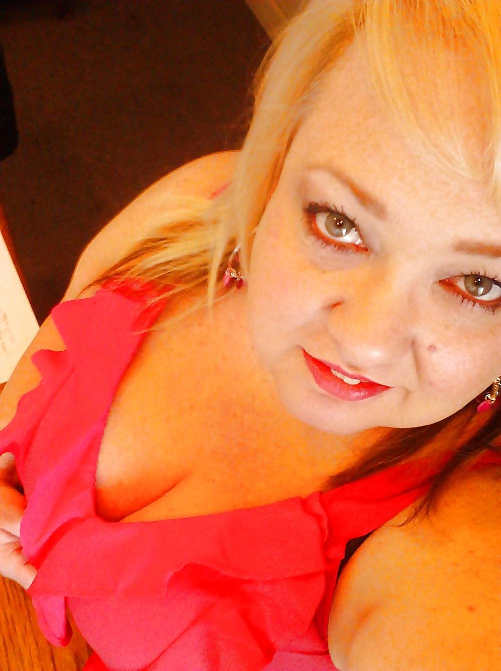 25P Gorgeous BBW! (kcqt74)