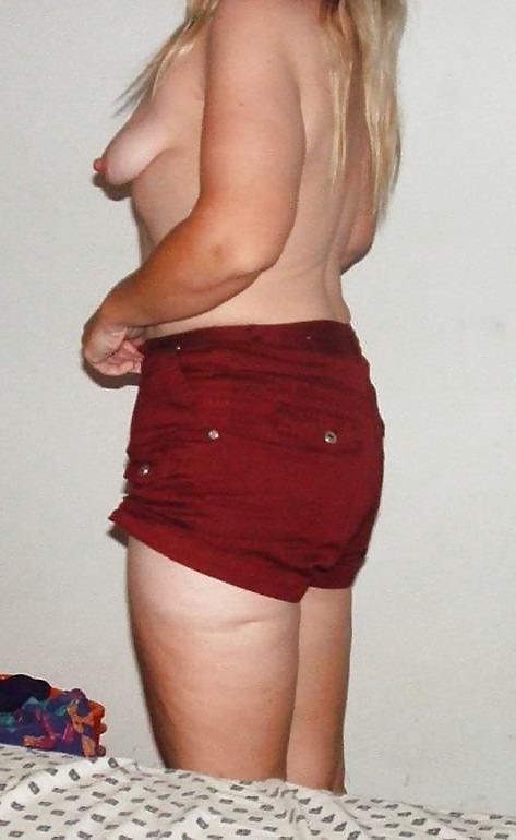 22P Nice hangers and nipples