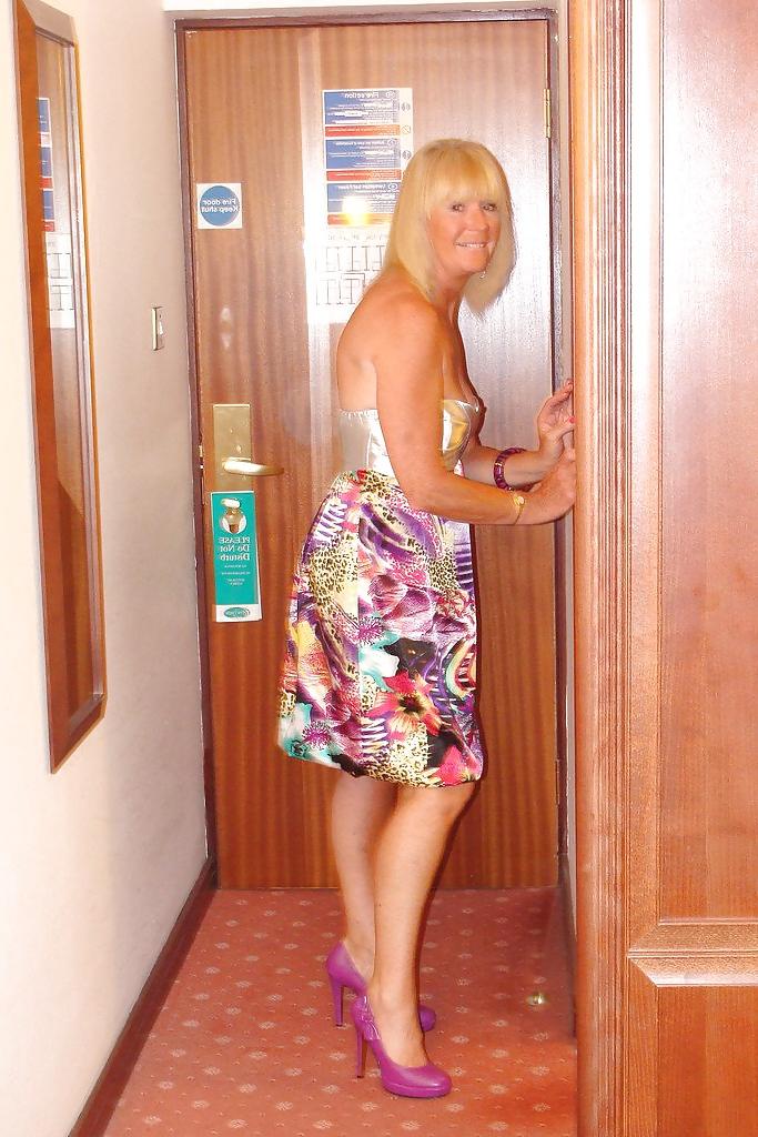 14P British wife Sue from Birminham