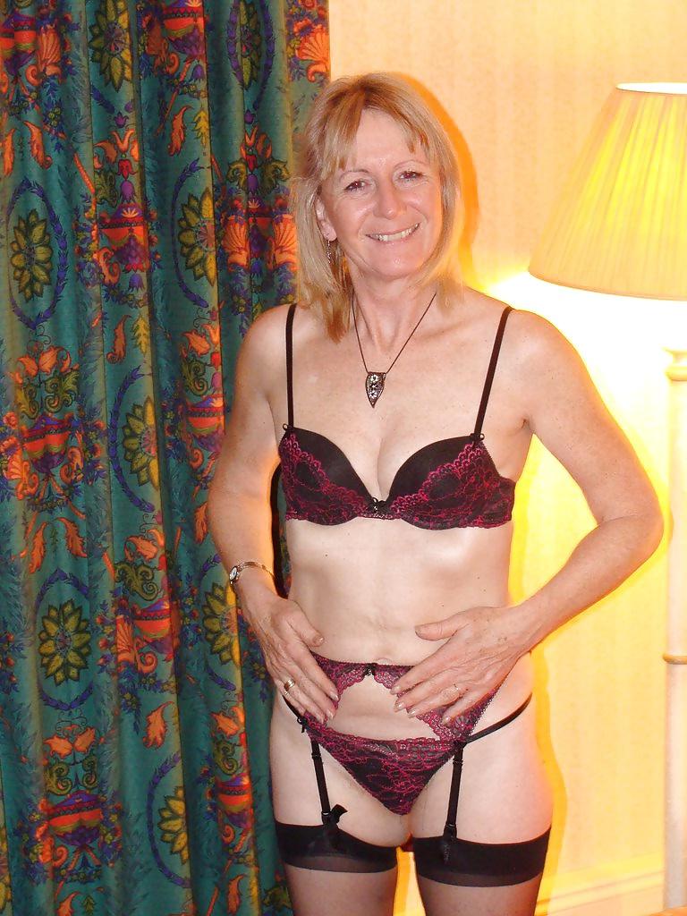 14P British wife Sue from Birminham