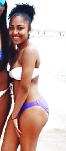 11P Black Teen Ass
