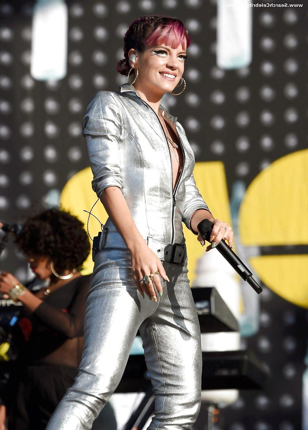 24P Lily Allen Nipple Slip Onstage At V Festival In London