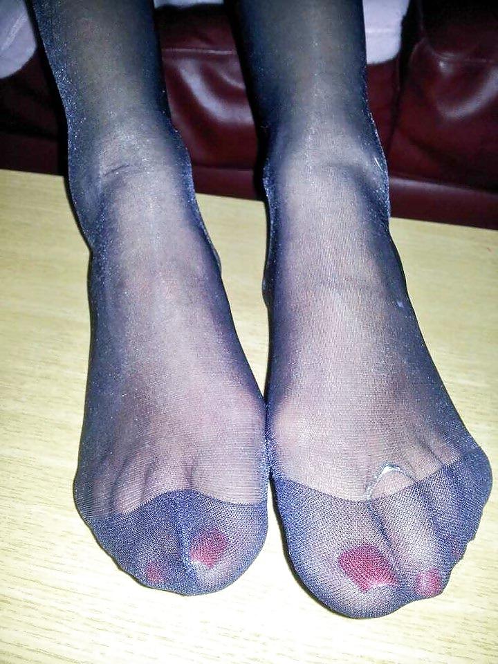 25P Nylon feet 56